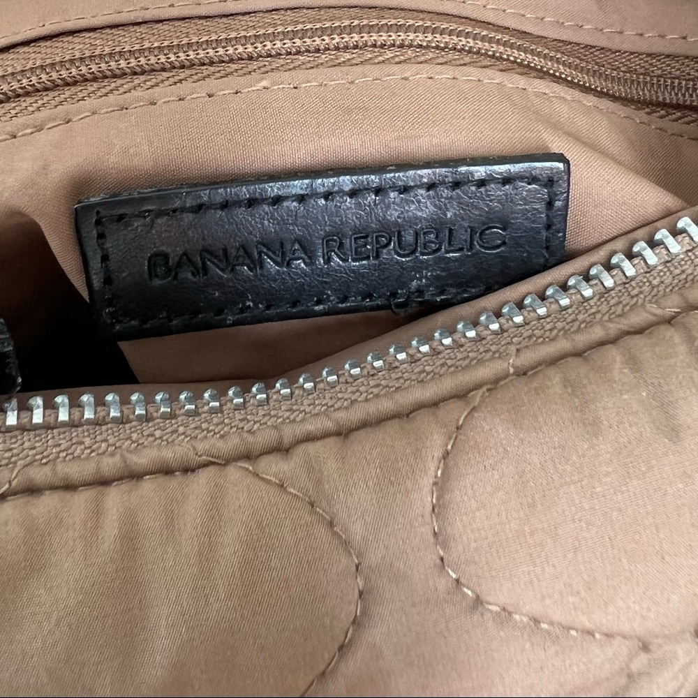 Banana Republic Quilted Purse - Picture 5 of 9